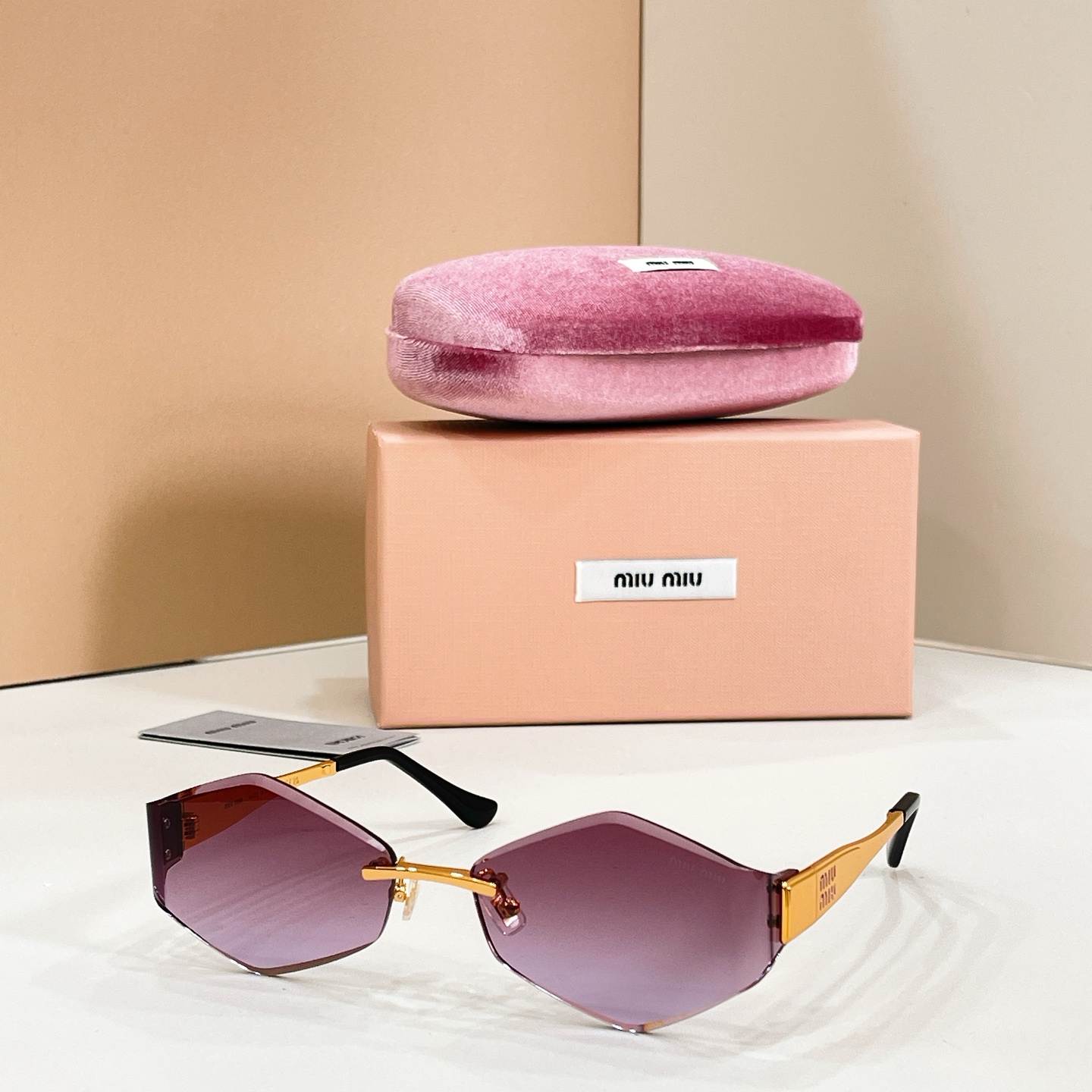 Miu Miu MIU M* MU 140AV