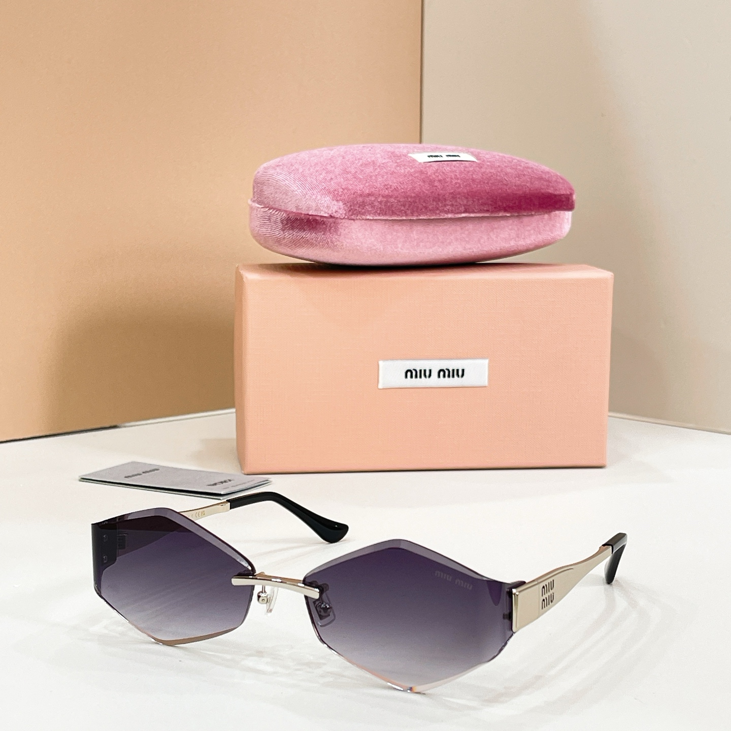 Miu Miu MIU M* MU 140AV