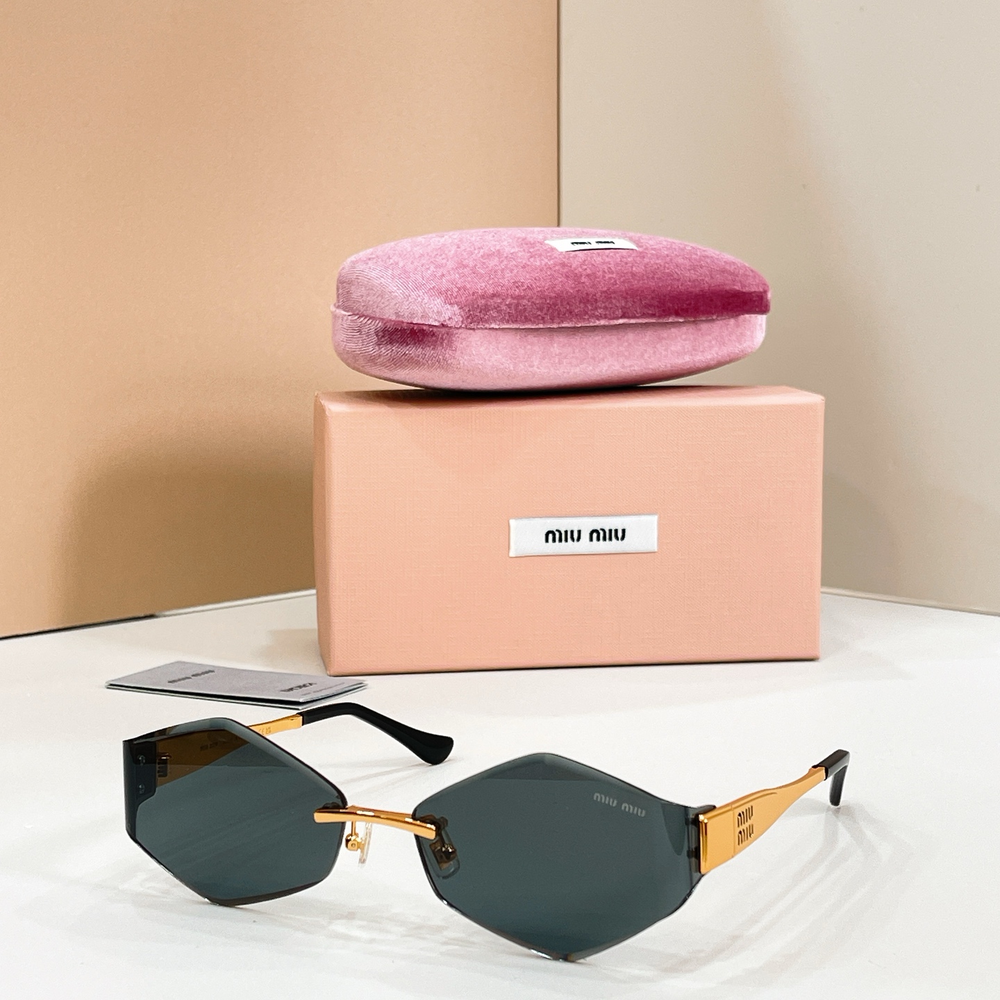 Miu Miu MIU M* MU 140AV