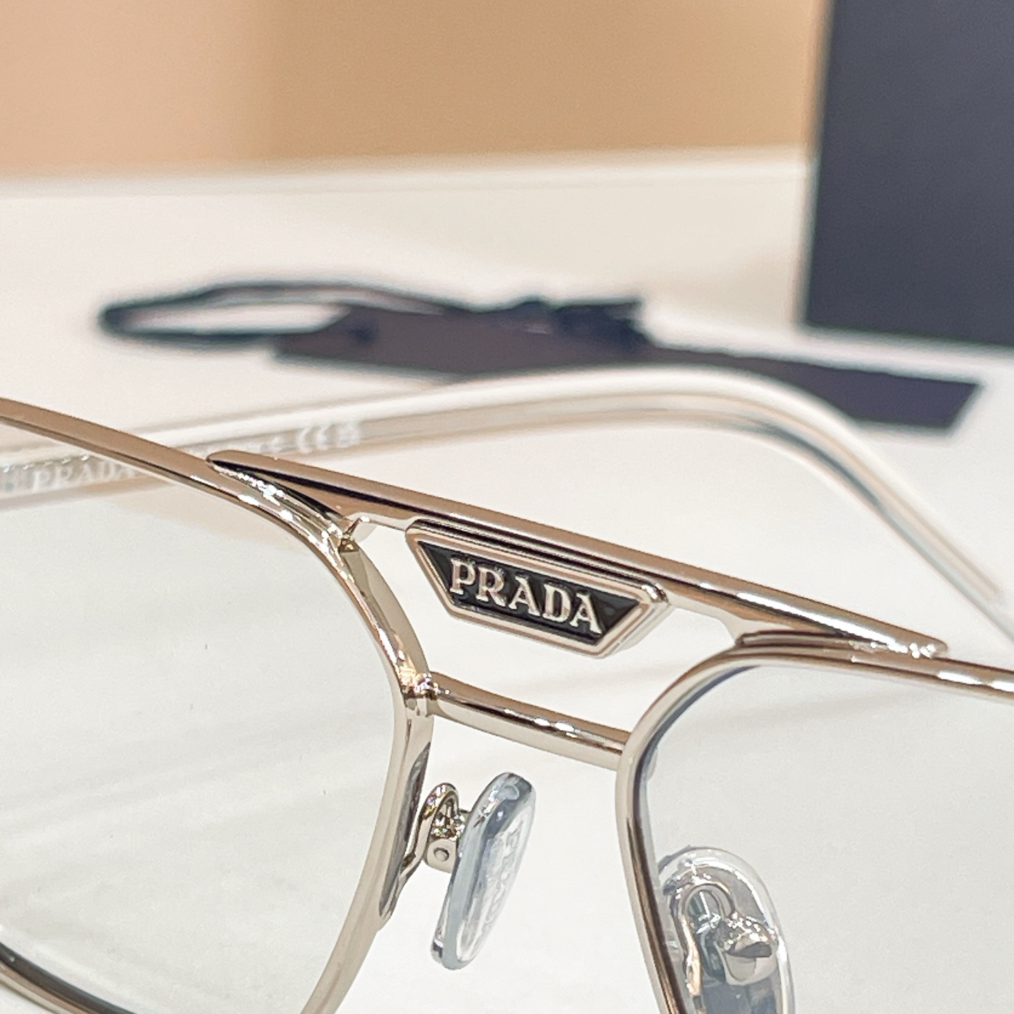 Prada 08012073PRAD* 58Y