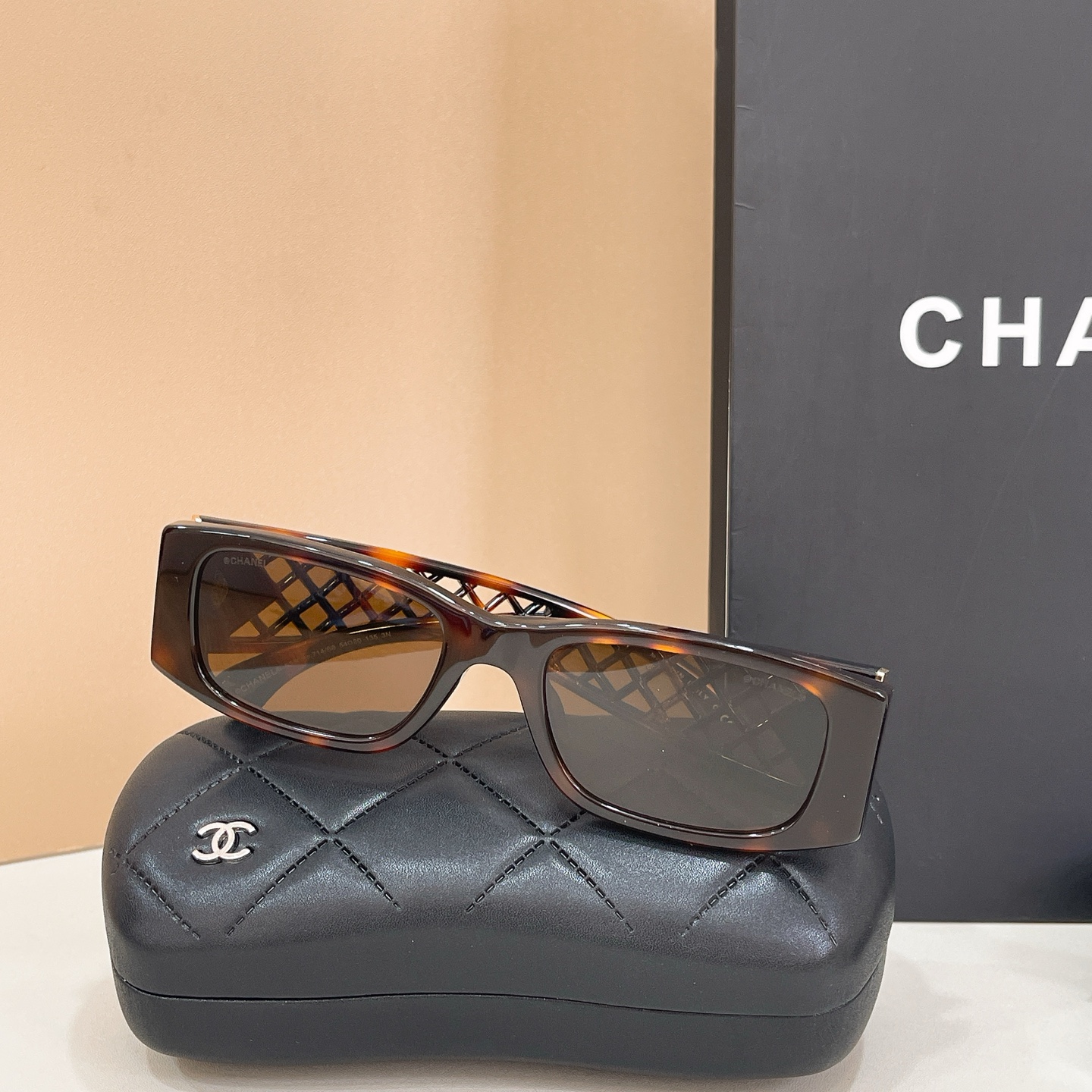 Chanel CHANE*