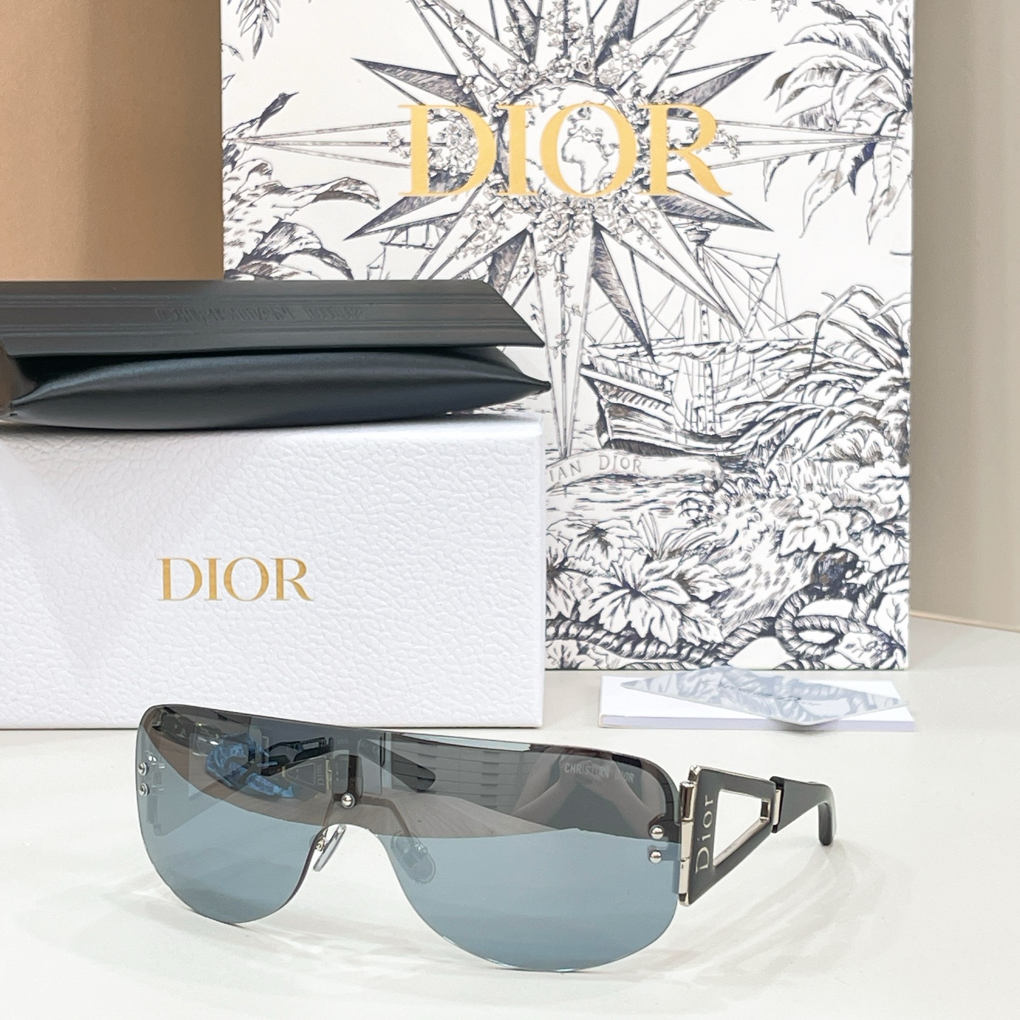 Dior DIO*