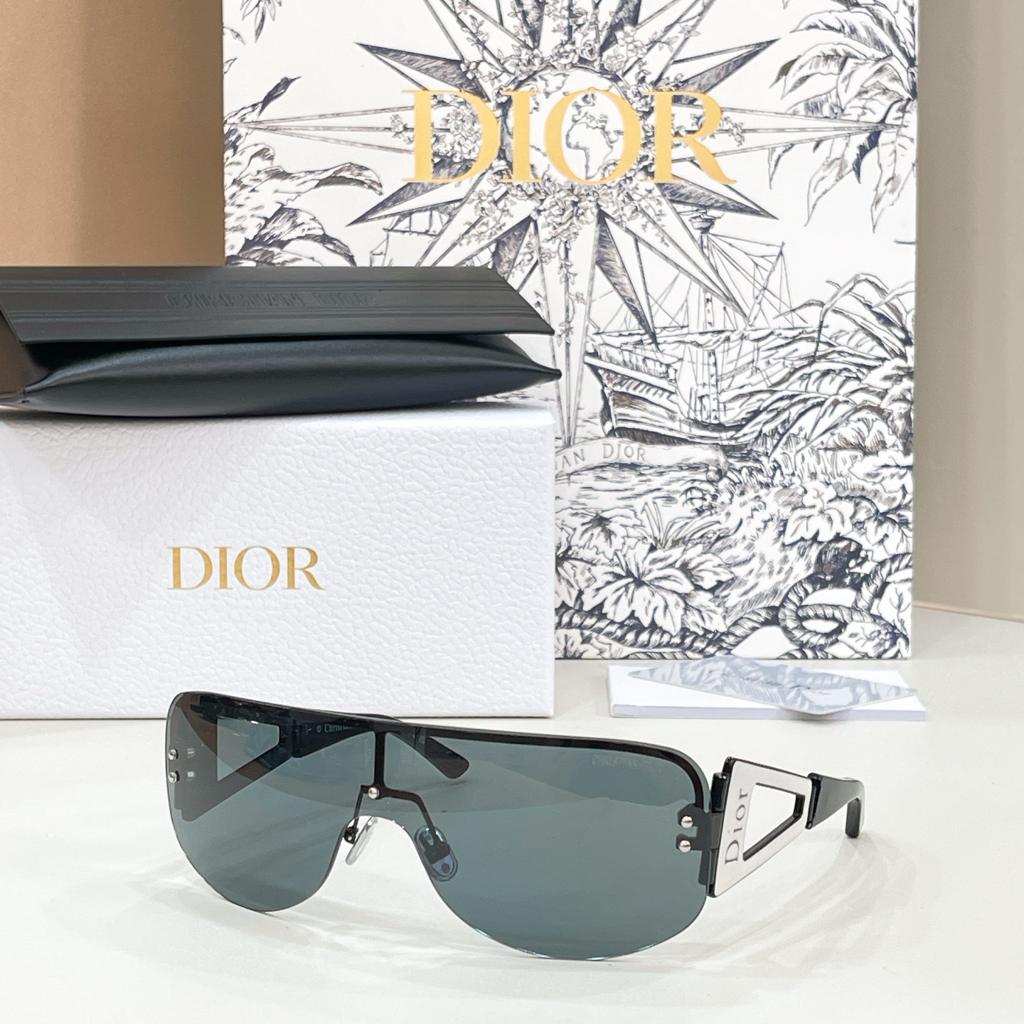 Dior DIO*