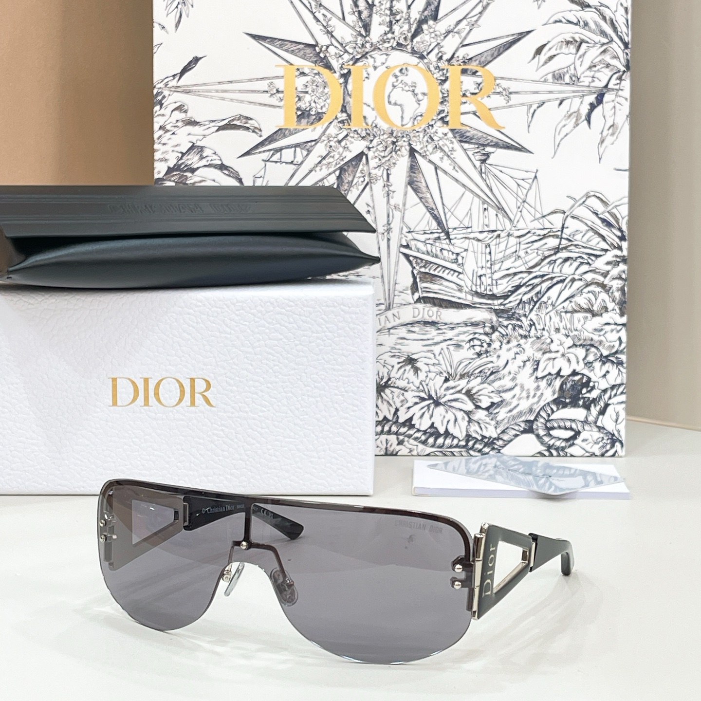 Dior DIO*