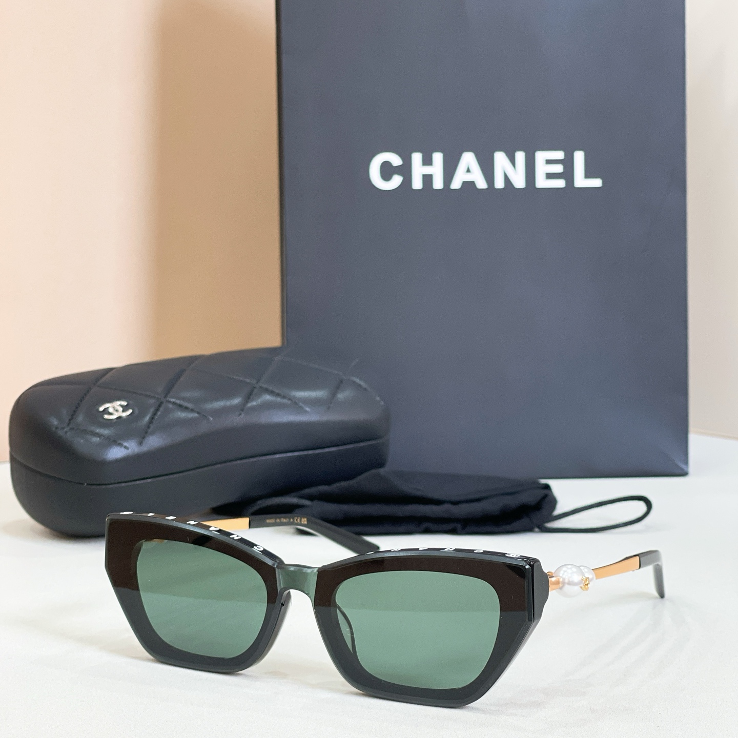 Chanel CHANE*