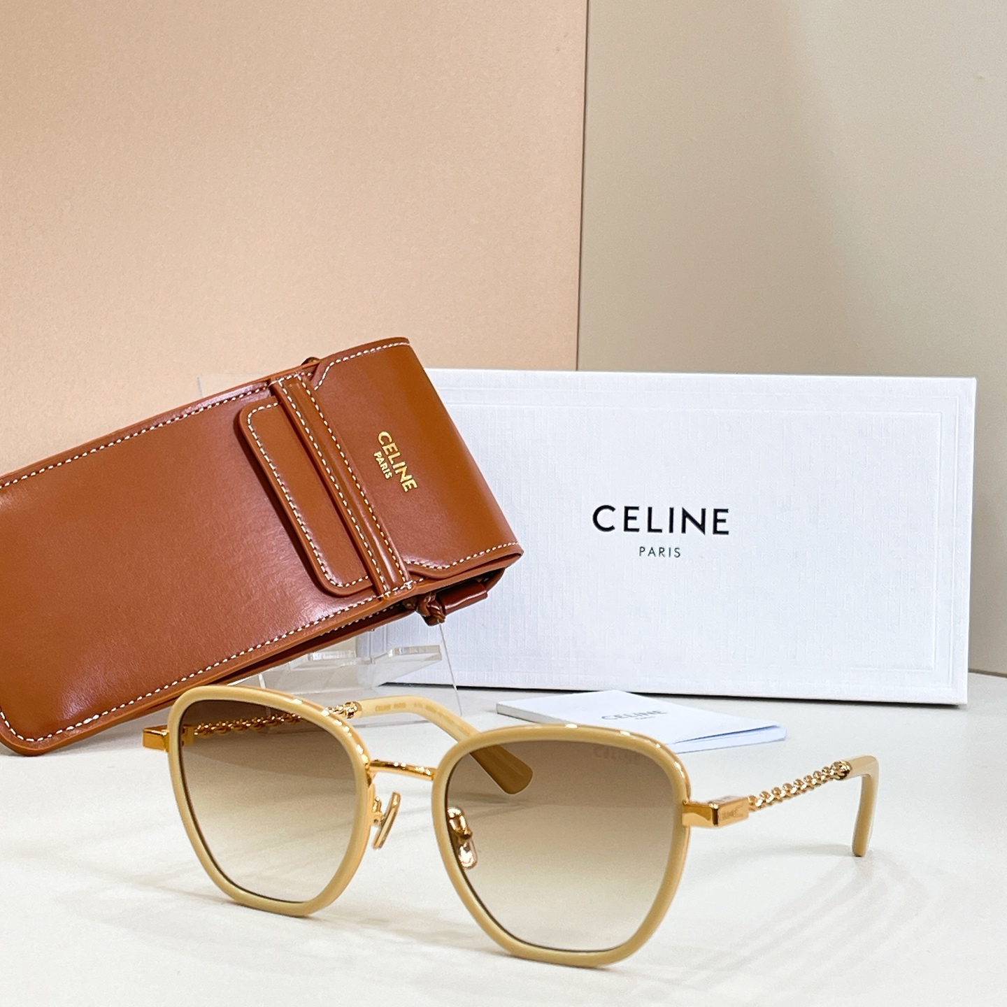 Celine CELIN* MODEL: CL42125U SIZE:56口22-145
