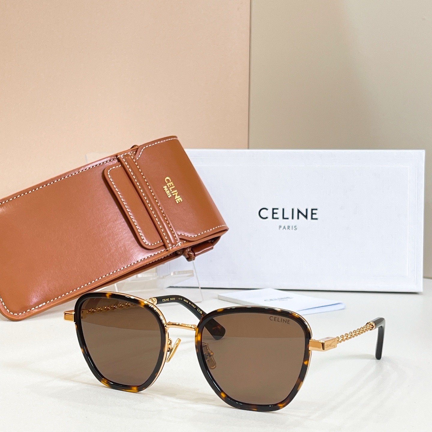 Celine CELIN* MODEL: CL42125U SIZE:56口22-145