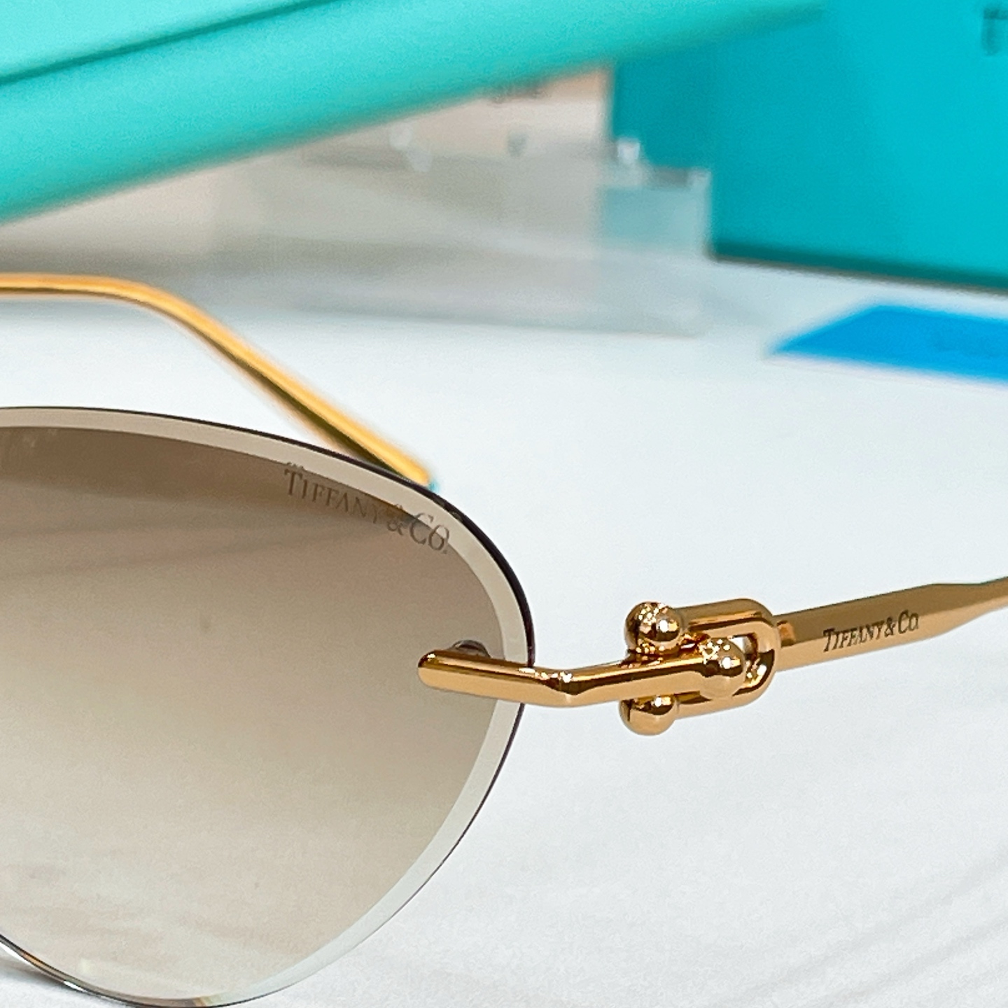 Tiffany & Co. 13015043TIFFANY&Co. MODEL：TF3104K SIZE：61口17-140