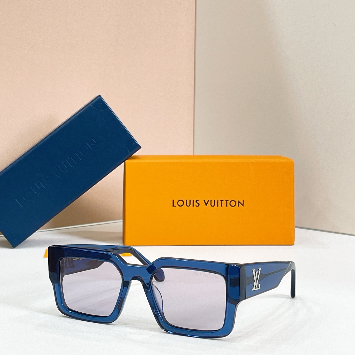 LOUIS VUITTO*✨✨✨MODEL：Z1579E✨✨✨ SIZE：55口20-145✨✨✨
