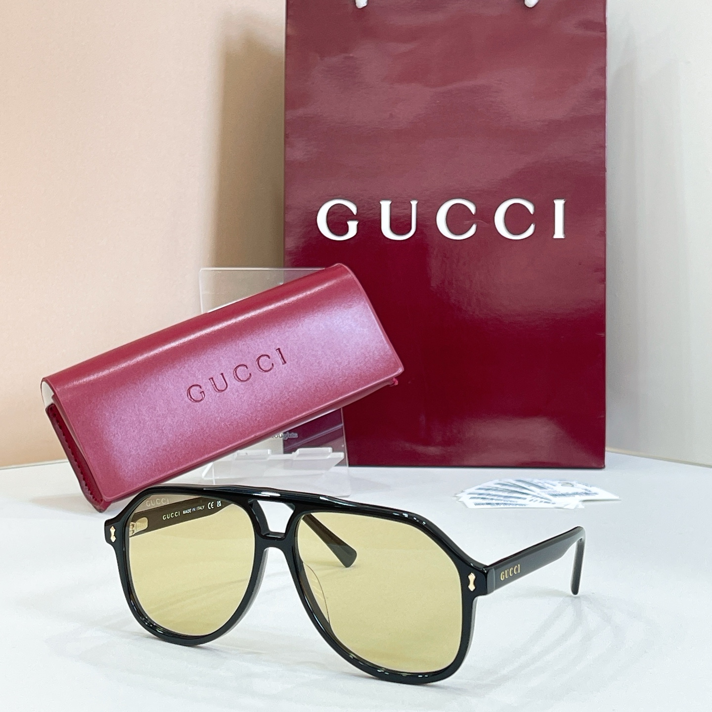 Gucci 13015073Gucci MODEL：GG1042S SIZE：58口14-145