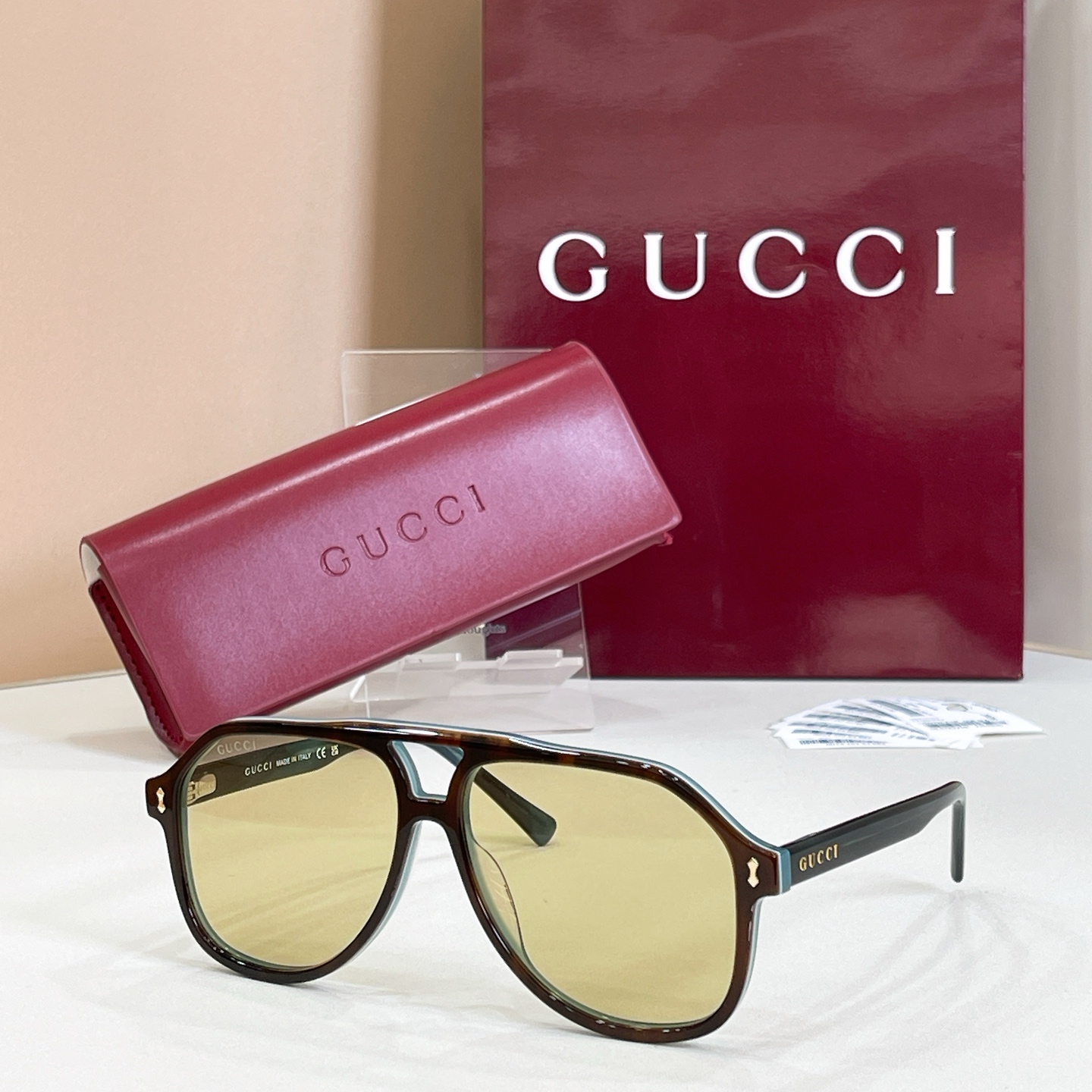 Gucci 13015073Gucci MODEL：GG1042S SIZE：58口14-145