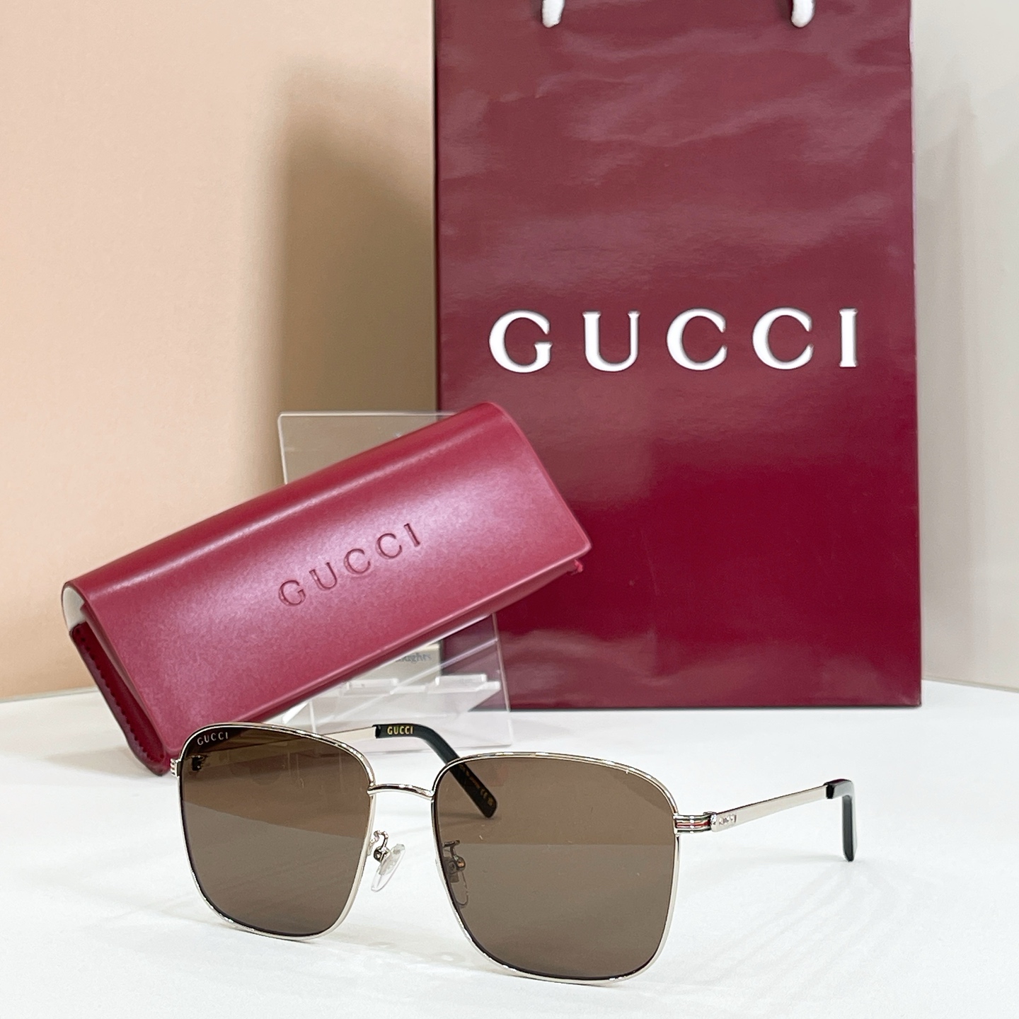 Gucci 11013046Gucci MODEL：GG2166S SIZE：60口17-145