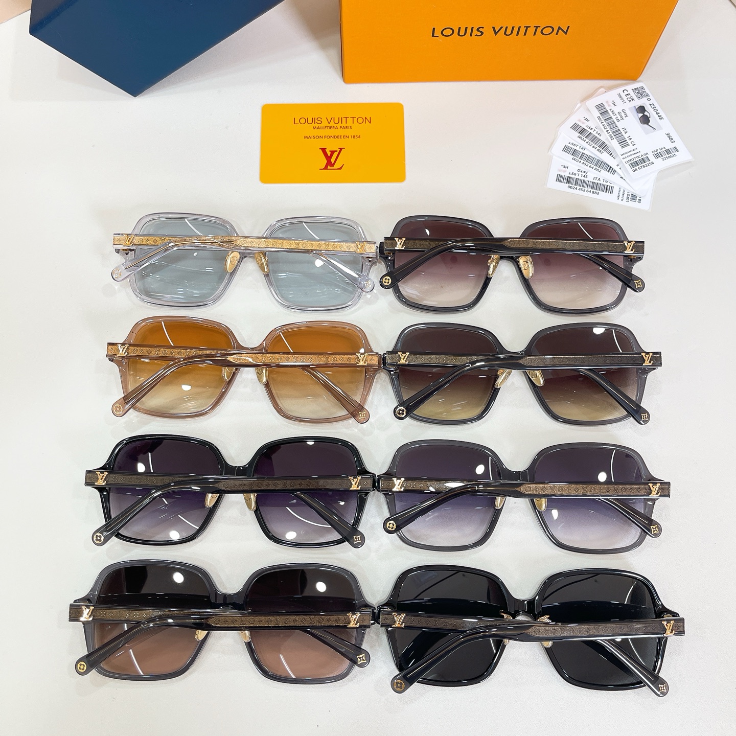 Louis Vuitton 13015046LOUIS VUITTO* MODEL：Z3044E SIZE：56口16-145 钟楚曦同款～～