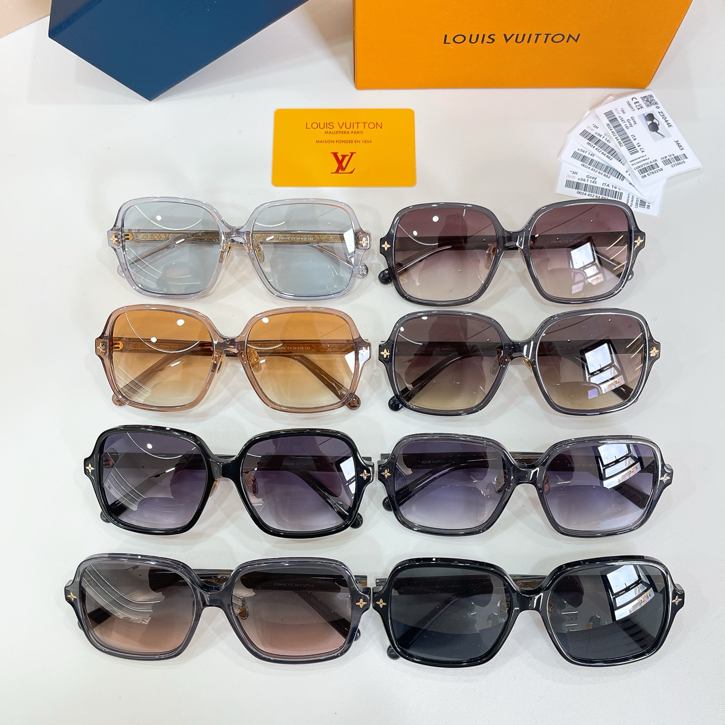 Louis Vuitton 13015046LOUIS VUITTO* MODEL：Z3044E SIZE：56口16-145 钟楚曦同款～～