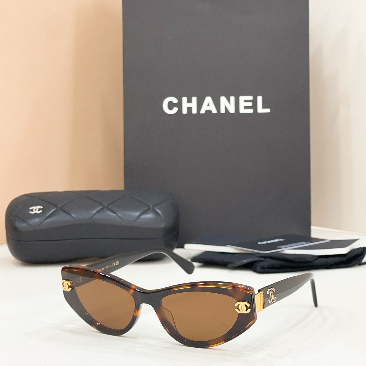 Chanel CHANE*
