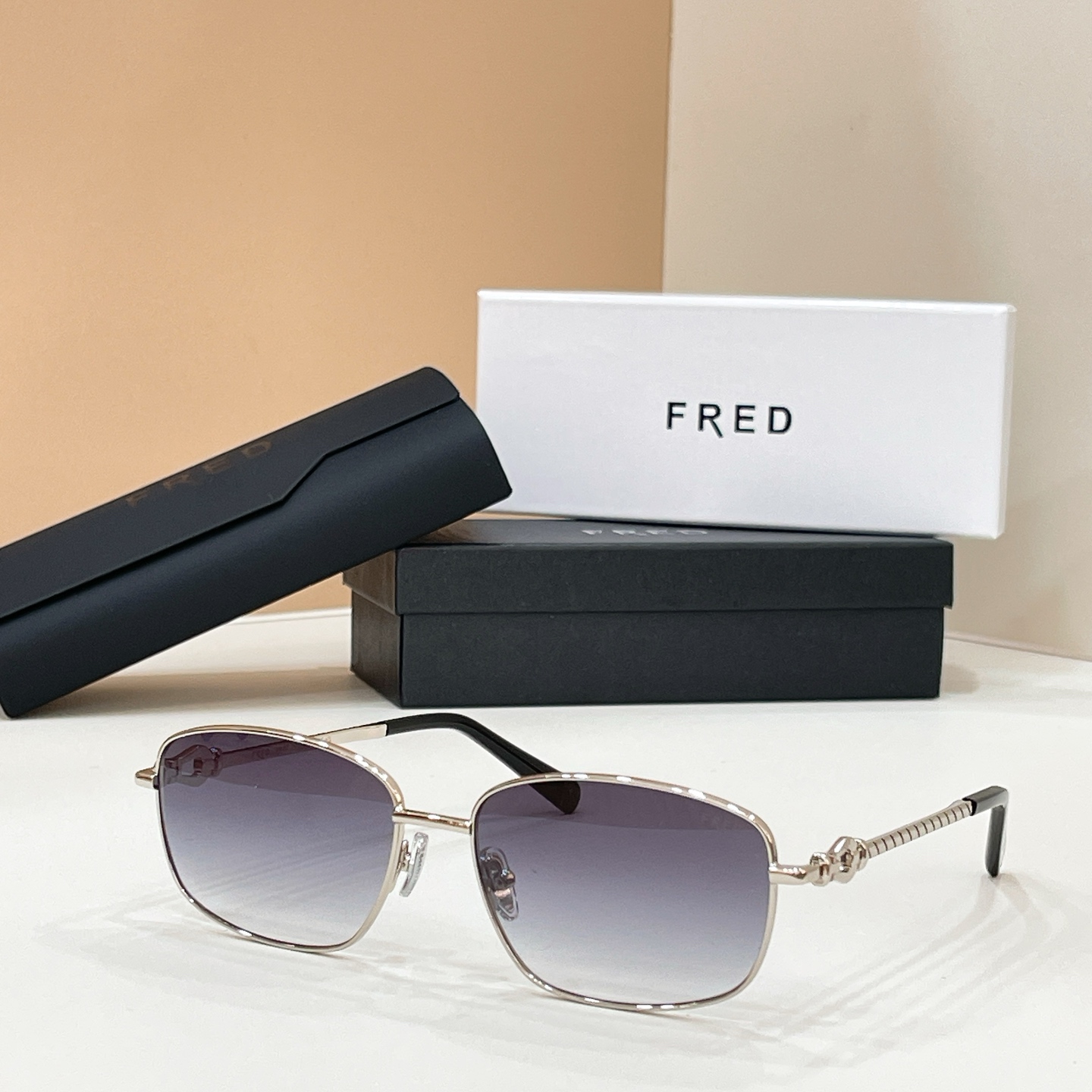 Fred FRED 57163U