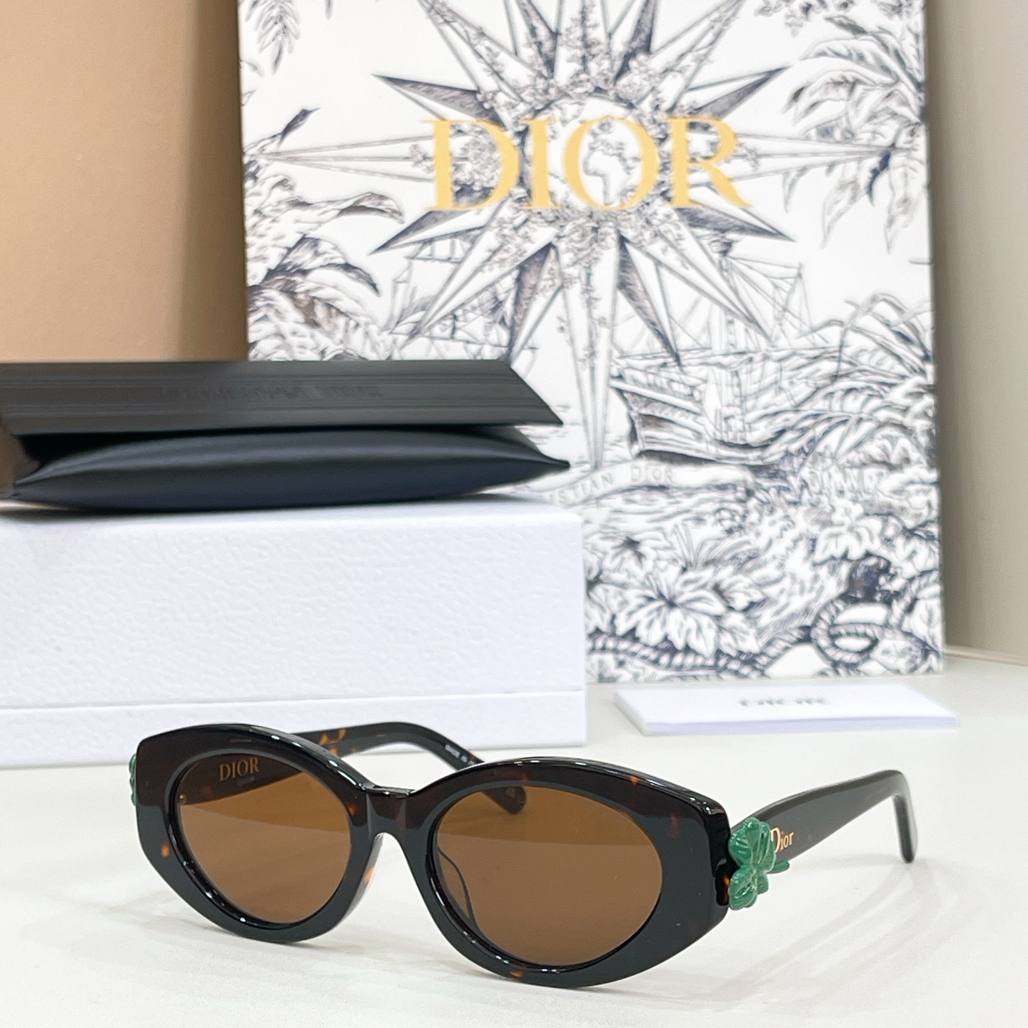 DIO*✨✨✨MODEL: Dior Clover B1F✨✨✨SIZE：54口19-140✨✨