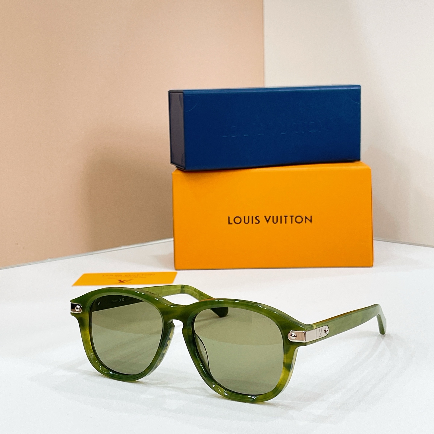 LOUIS VUITTO*✨✨✨MODEL：Z3125U✨✨✨ SIZE：54口17-145✨✨✨