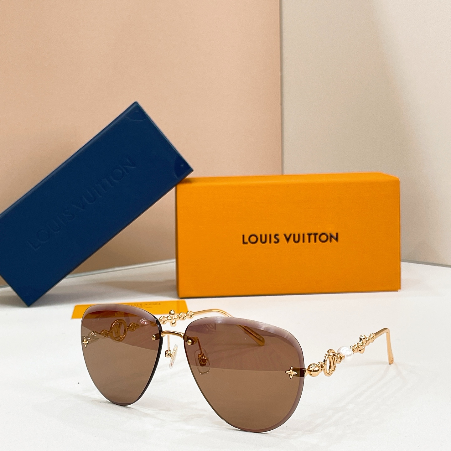 LOUIS VUITTO*✨✨✨MODEL：Z3318U✨✨✨ SIZE：62口13-140✨✨✨