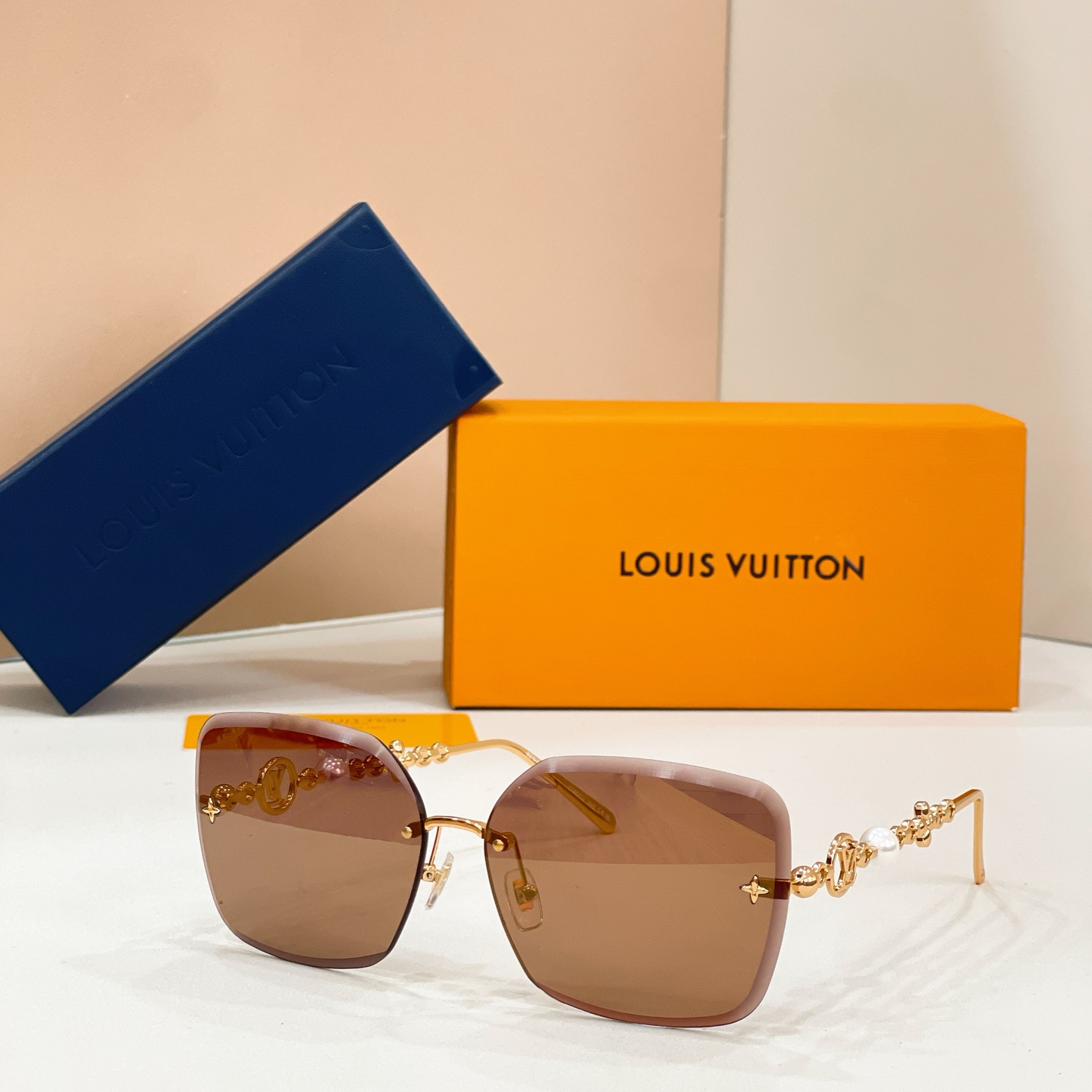 LOUIS VUITTO*✨✨✨MODEL：Z3407U ✨✨✨ SIZE：62口14-140✨✨✨