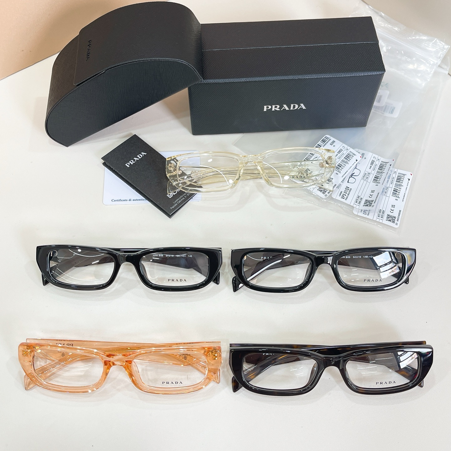 PRAD*🍂🍂🍂MODEL：VPR B05 🍂🍂🍂SIZE：54口19-145🍂🍂🍂高版本～～