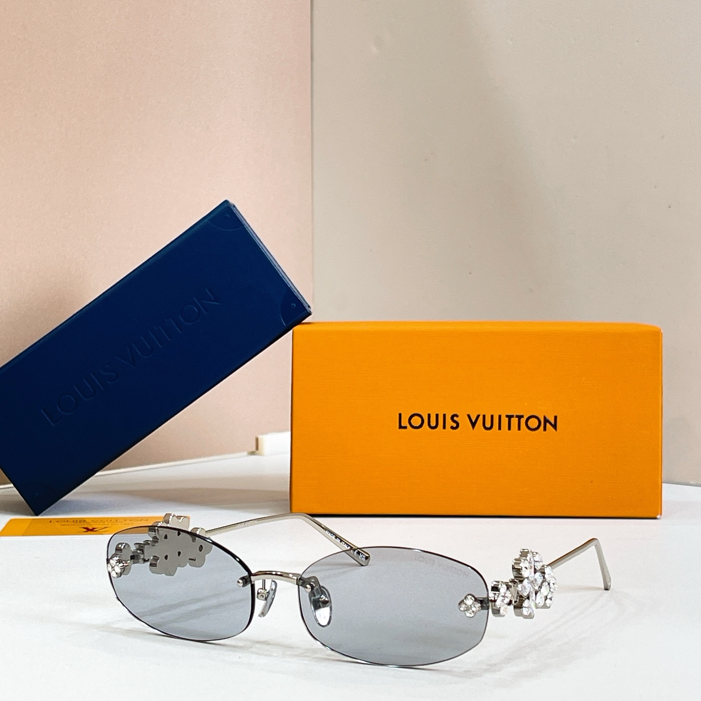 LOUIS VUITTO*🌟🌟🌟MODEL：Z3186U🌟🌟🌟SIZE：63口17-140🌟🌟🌟