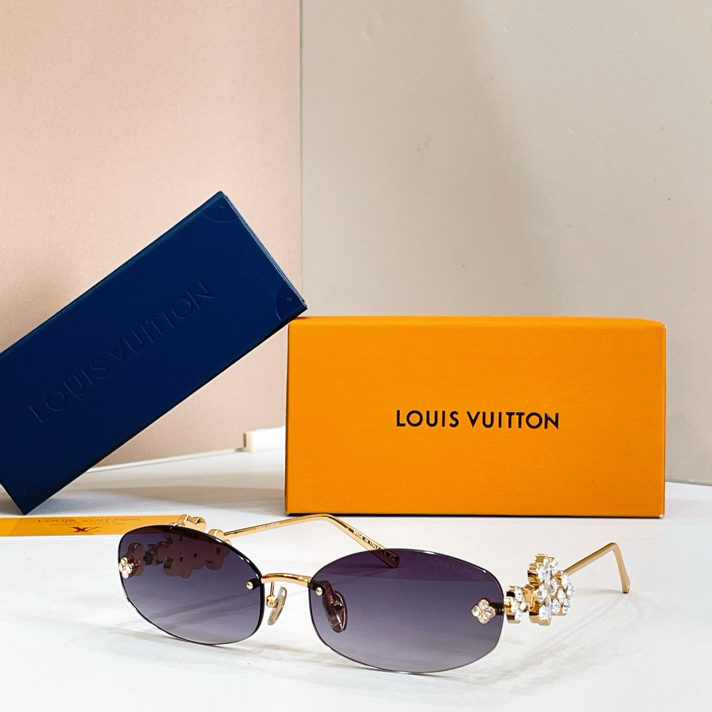 LOUIS VUITTO*🌟🌟🌟MODEL：Z3186U🌟🌟🌟SIZE：63口17-140🌟🌟🌟