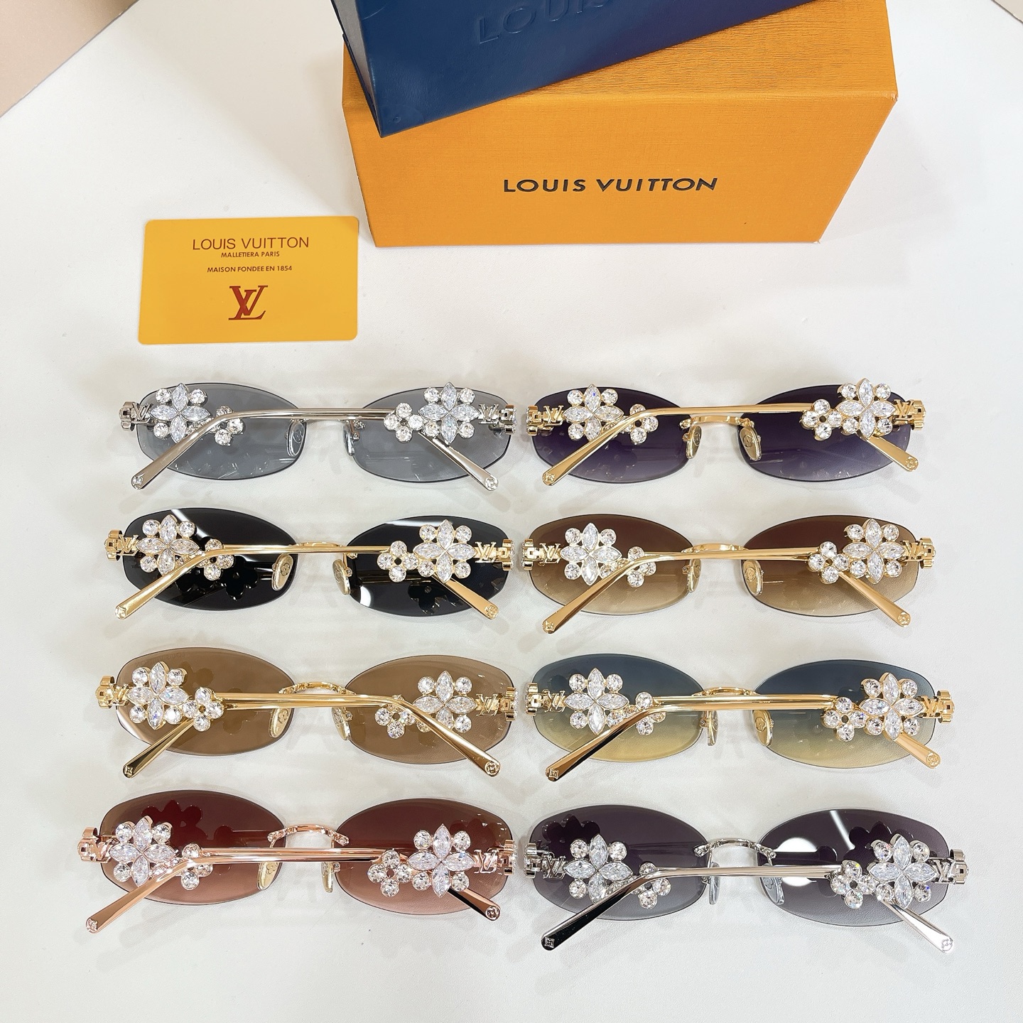 LOUIS VUITTO*🌟🌟🌟MODEL：Z3186U🌟🌟🌟SIZE：63口17-140🌟🌟🌟