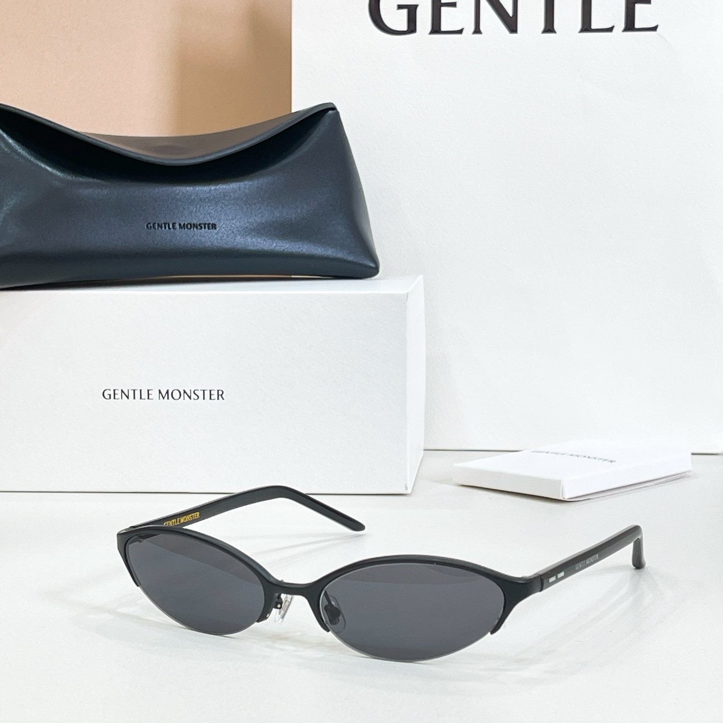 GENTLE MONSTE*🐼🐼🐼MODEL：LIMES🐼🐼🐼SIZE：58口18-145🐼 🐼🐼