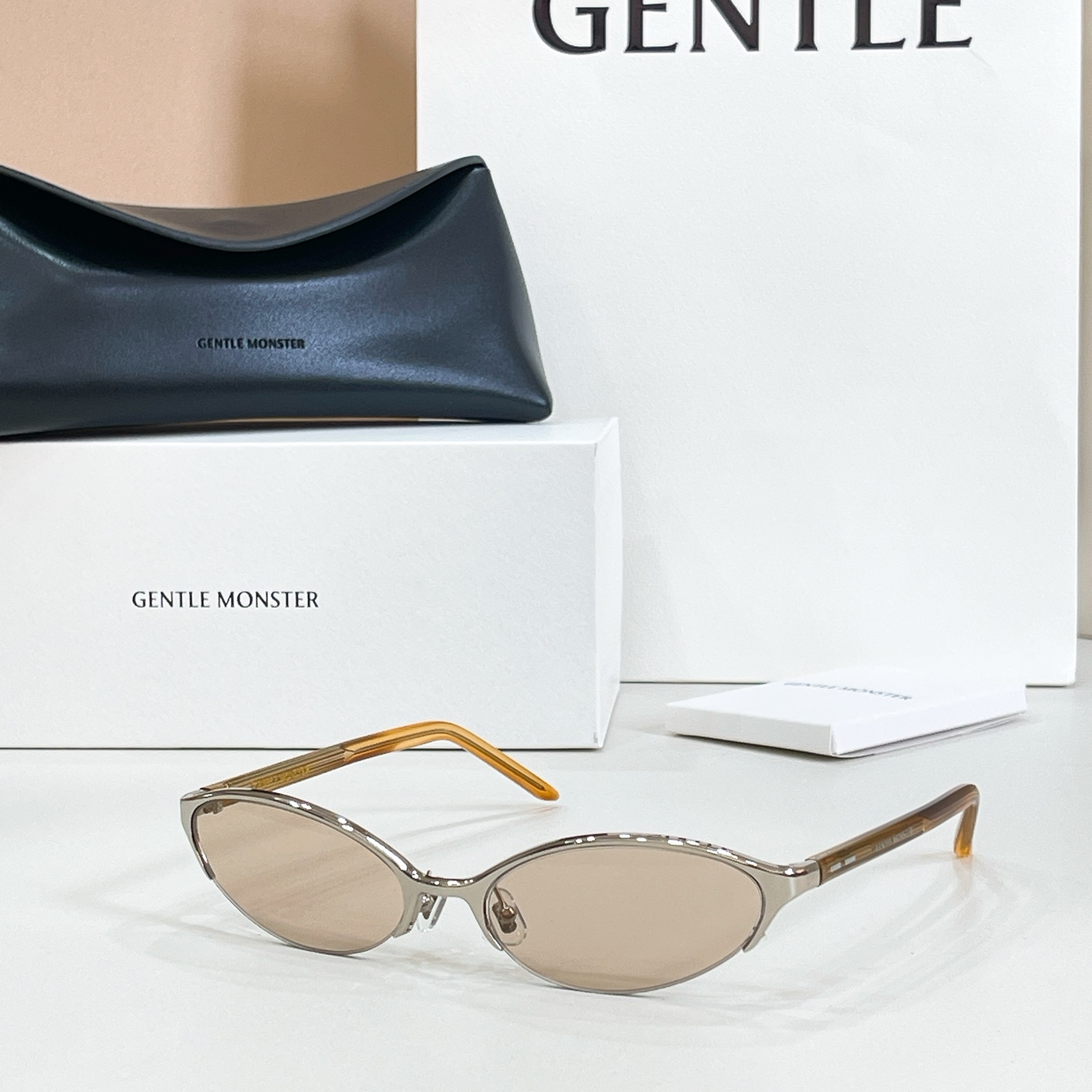 GENTLE MONSTE*🐼🐼🐼MODEL：LIMES🐼🐼🐼SIZE：58口18-145🐼 🐼🐼