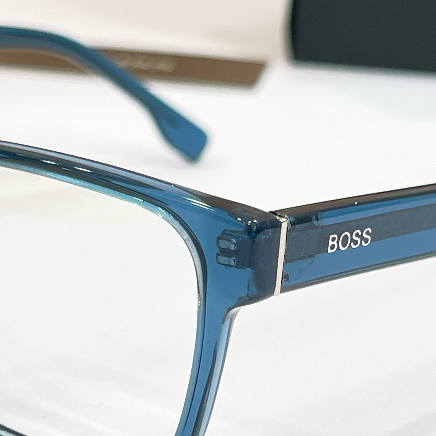 BOSS✨✨✨MODEL: Boss 1762✨✨✨SIZE：56口17-145✨✨✨