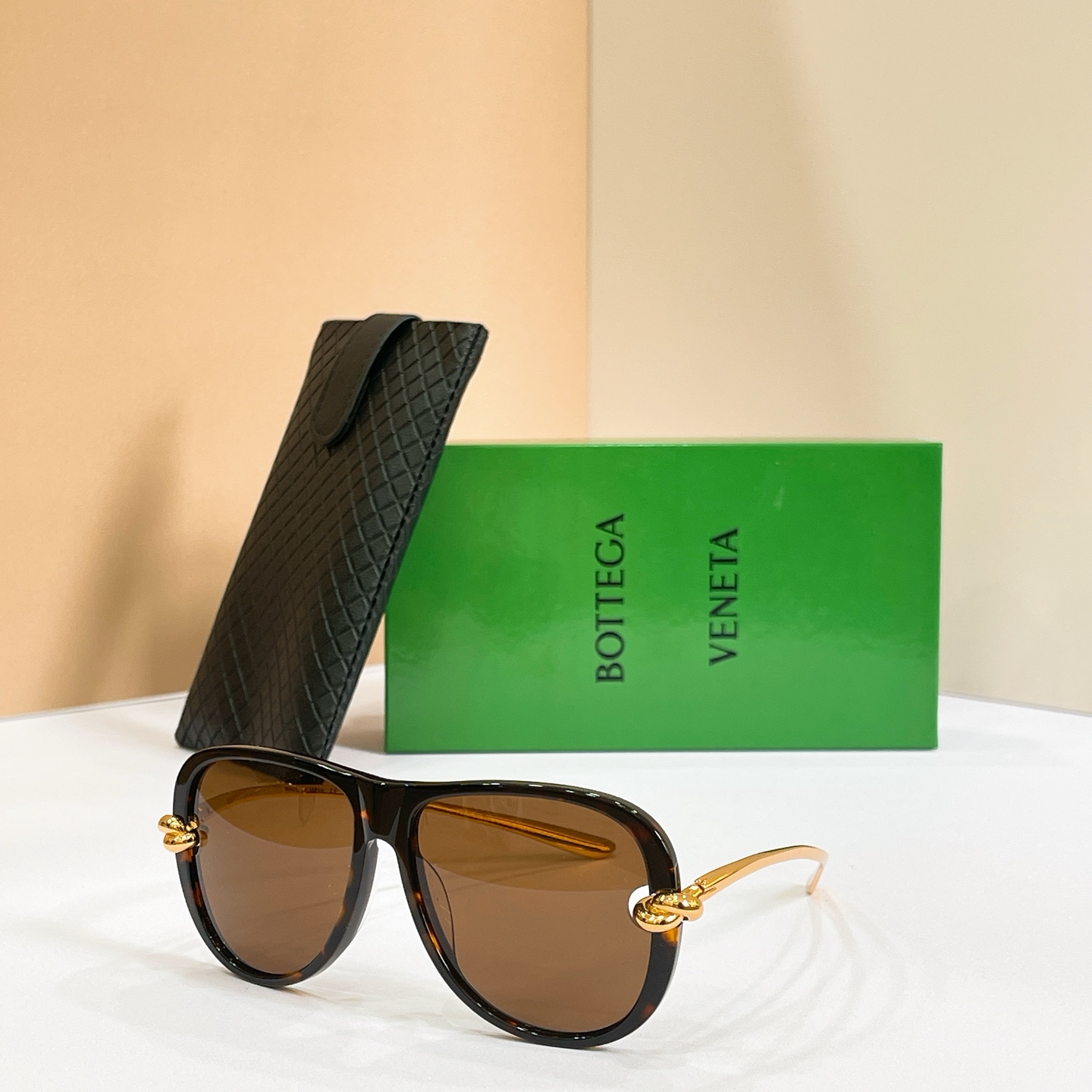 BOTTEGA VENET*🌟🌟🌟MODEL：BV1441S🌟🌟🌟SIZE：56口15-145🌟🌟🌟