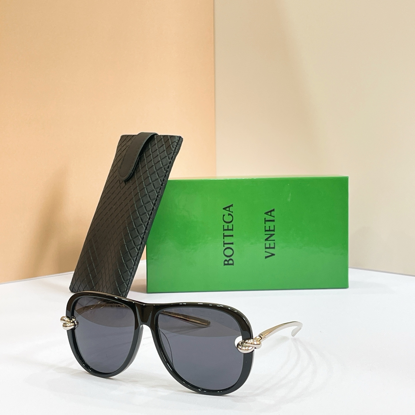 BOTTEGA VENET*🌟🌟🌟MODEL：BV1441S🌟🌟🌟SIZE：56口15-145🌟🌟🌟