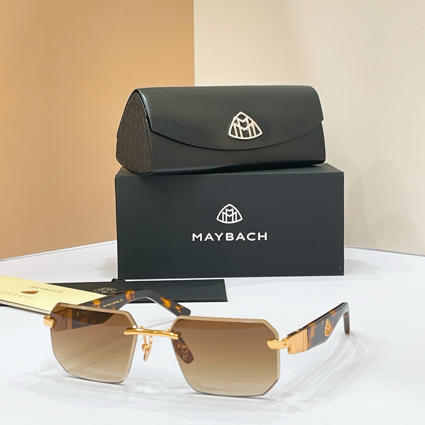 MAYBACH迈巴赫⚜️⚜️⚜️MODEL：THE VISIONIST ⚜️⚜️⚜️SIZE：60口18