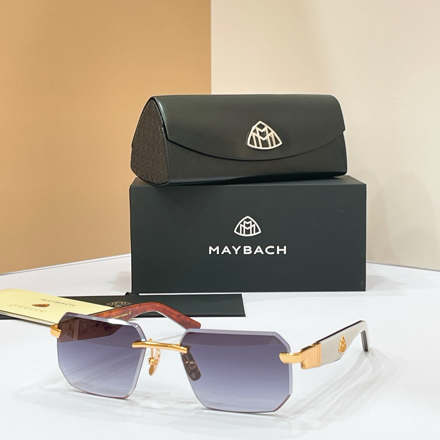 MAYBACH迈巴赫⚜️⚜️⚜️MODEL：THE VISIONIST ⚜️⚜️⚜️SIZE：60口18
