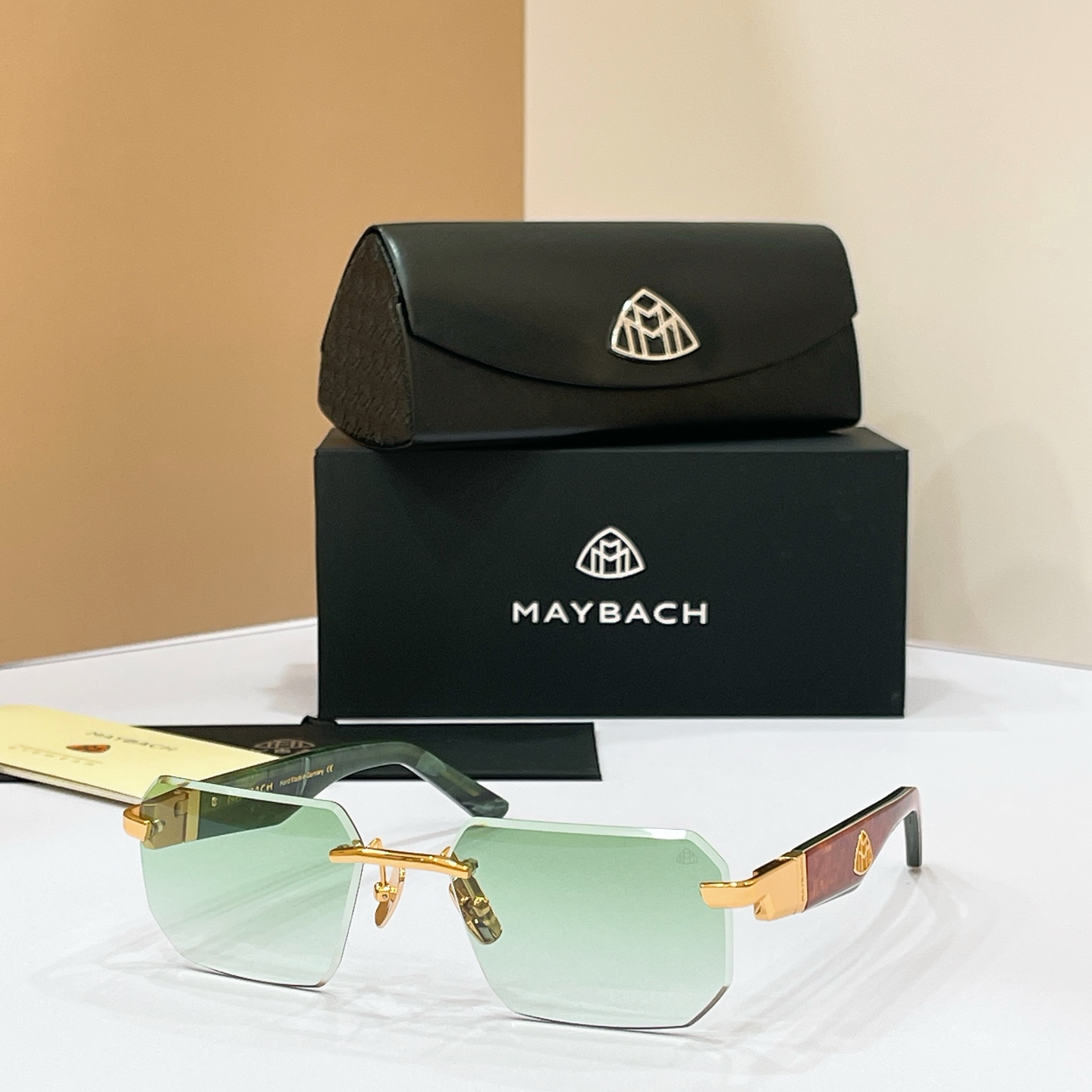 MAYBACH迈巴赫⚜️⚜️⚜️MODEL：THE VISIONIST ⚜️⚜️⚜️SIZE：60口18
