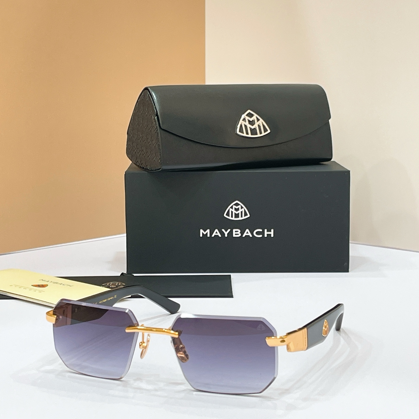 MAYBACH迈巴赫⚜️⚜️⚜️MODEL：THE VISIONIST ⚜️⚜️⚜️SIZE：60口18