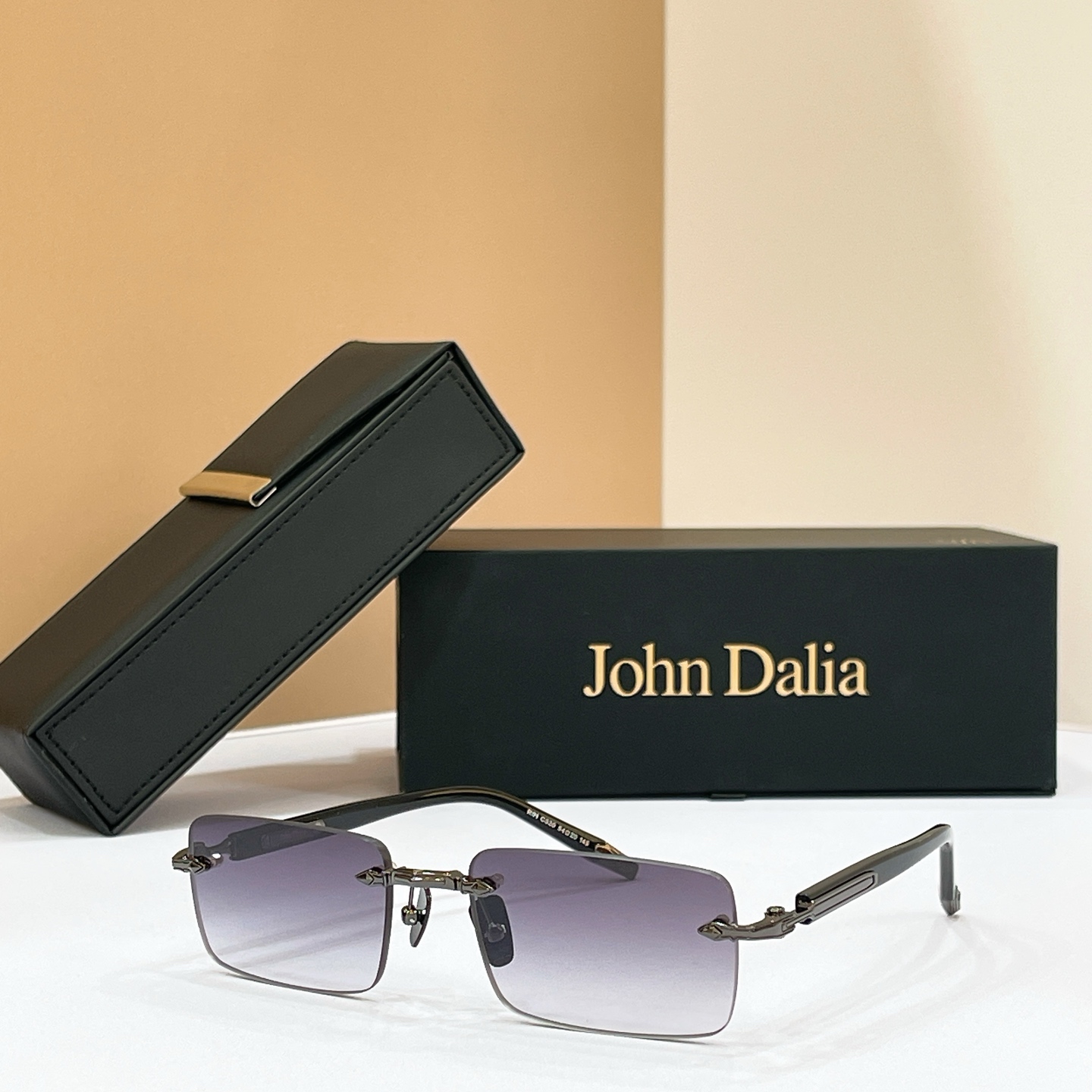 John Daila🌟🌟🌟MODEL:  R01🌟🌟🌟SIZE: 54口20-145🌟🌟🌟配送盒子～～