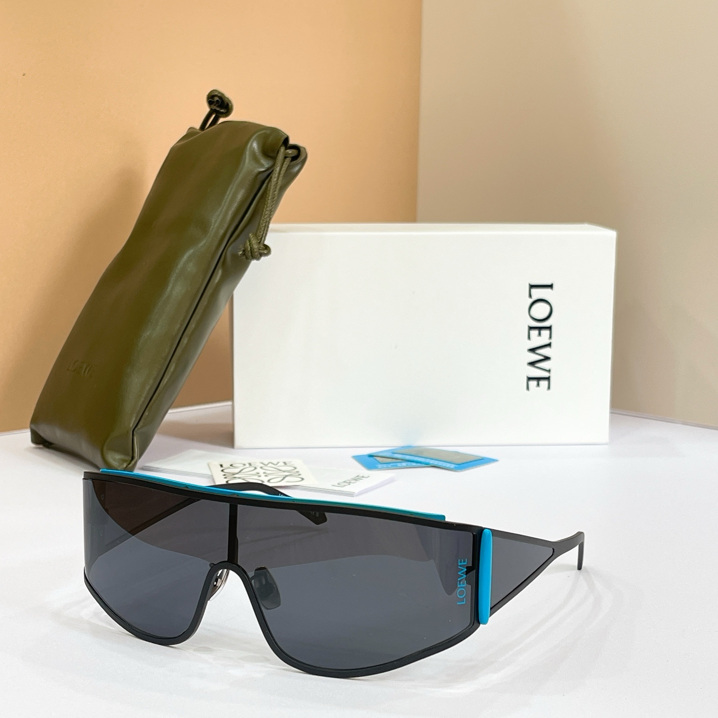 LOEWE🌟🌟🌟MODEL：LW40202U🌟🌟🌟SIZE：51口141-140🌟🌟🌟偏光片～～
