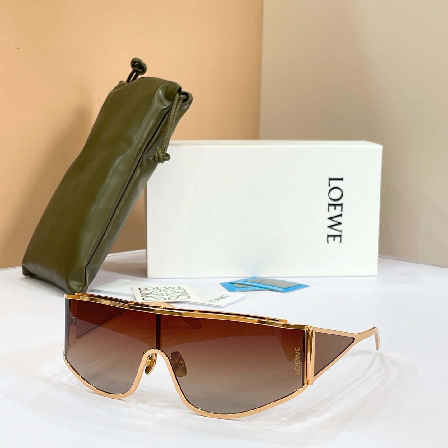 LOEWE🌟🌟🌟MODEL：LW40202U🌟🌟🌟SIZE：51口141-140🌟🌟🌟偏光片～～