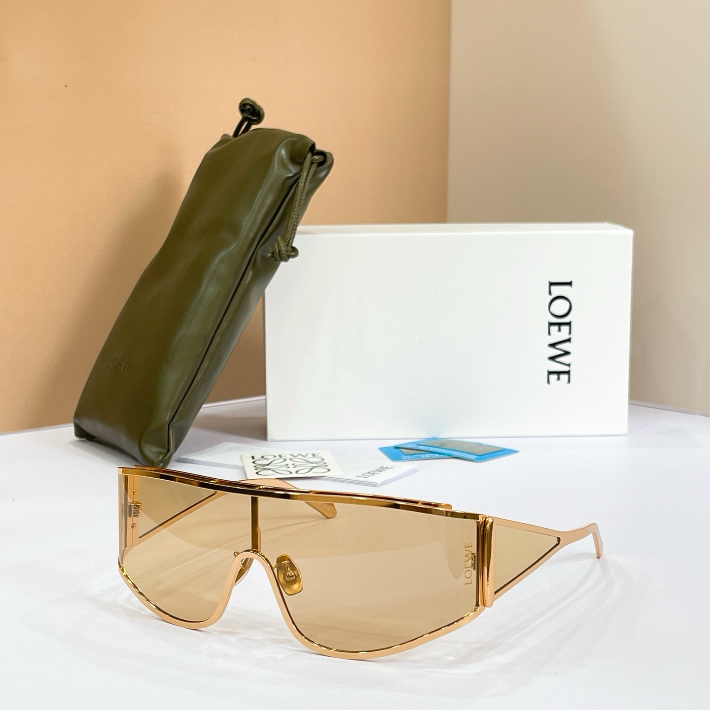 LOEWE🌟🌟🌟MODEL：LW40202U🌟🌟🌟SIZE：51口141-140🌟🌟🌟偏光片～～