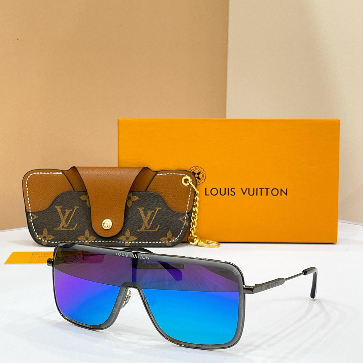 LOUIS VUITTO*🌟🌟🌟MODEL：Z2675U 🌟🌟🌟SIZE：143口145🌟🌟🌟