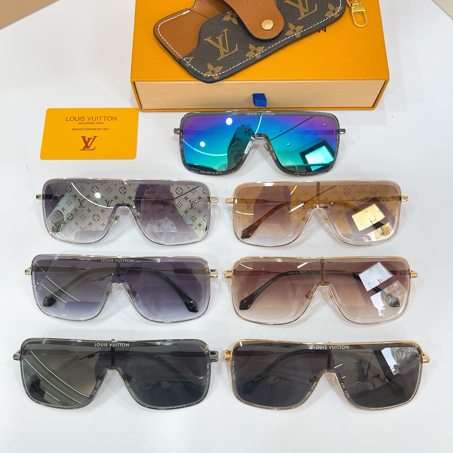 LOUIS VUITTO*🌟🌟🌟MODEL：Z2675U 🌟🌟🌟SIZE：143口145🌟🌟🌟
