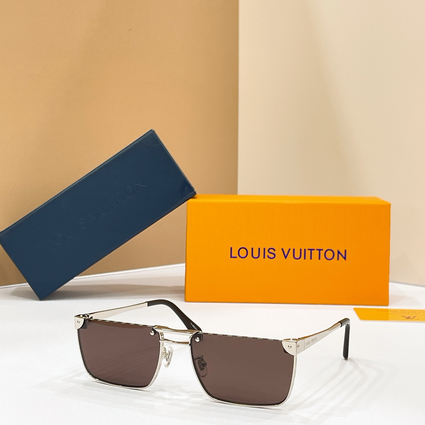 LOUIS VUITTO*🌟🌟🌟MODEL：Z3206U 🌟🌟🌟SIZE：60口19-145🌟🌟🌟