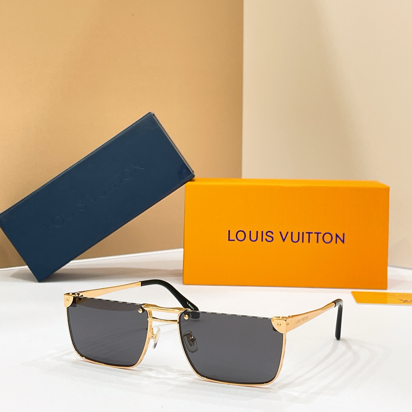 LOUIS VUITTO*🌟🌟🌟MODEL：Z3206U 🌟🌟🌟SIZE：60口19-145🌟🌟🌟