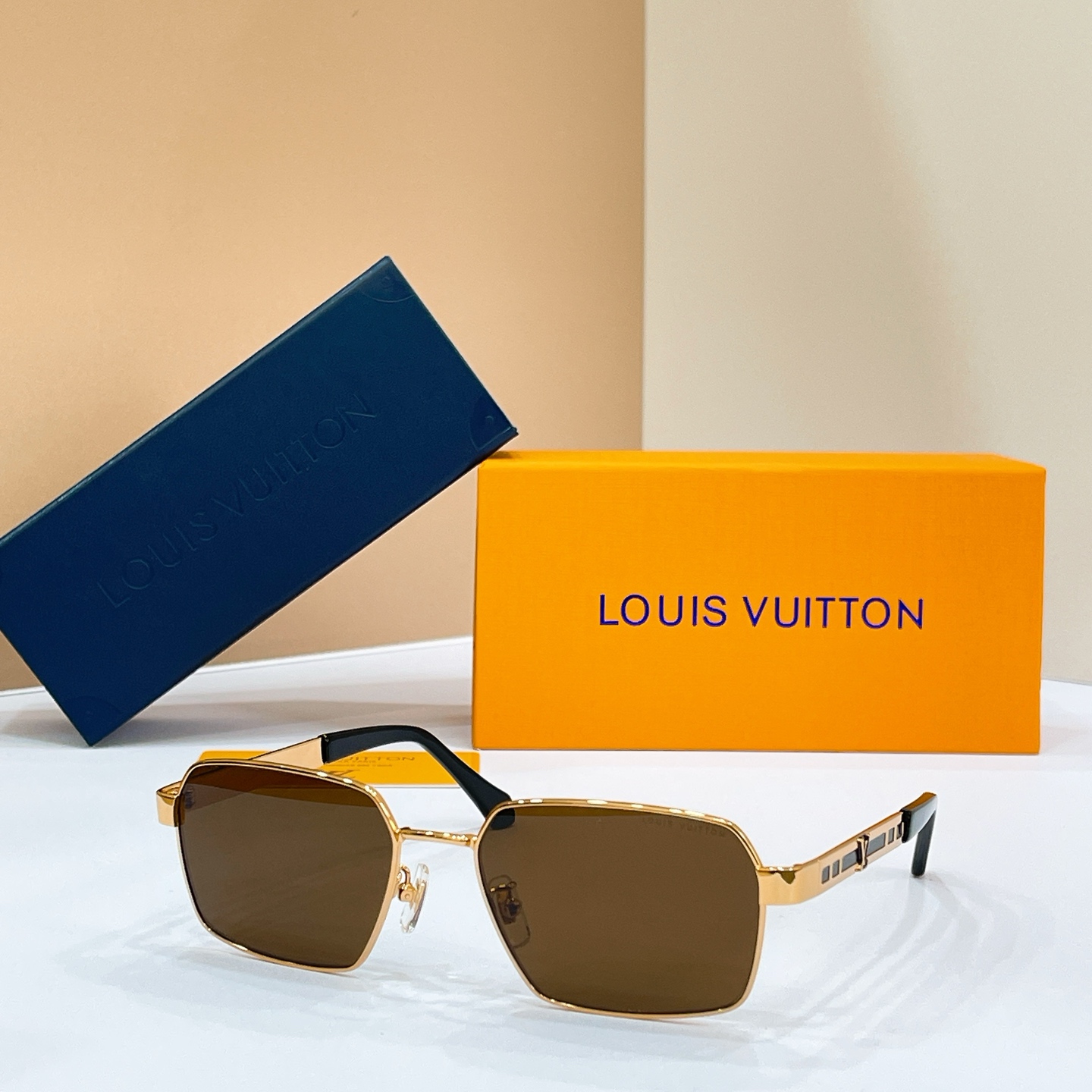 LOUIS VUITTO*🌟🌟🌟MODEL：Z2107U 🌟🌟🌟SIZE：57口18-145🌟🌟🌟