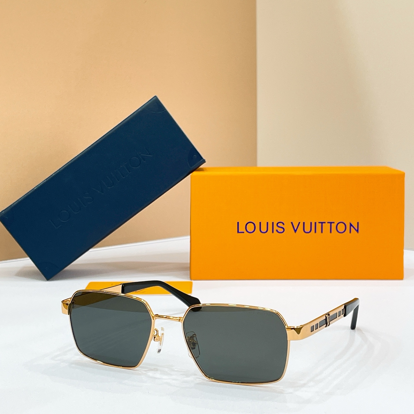 LOUIS VUITTO*🌟🌟🌟MODEL：Z2107U 🌟🌟🌟SIZE：57口18-145🌟🌟🌟