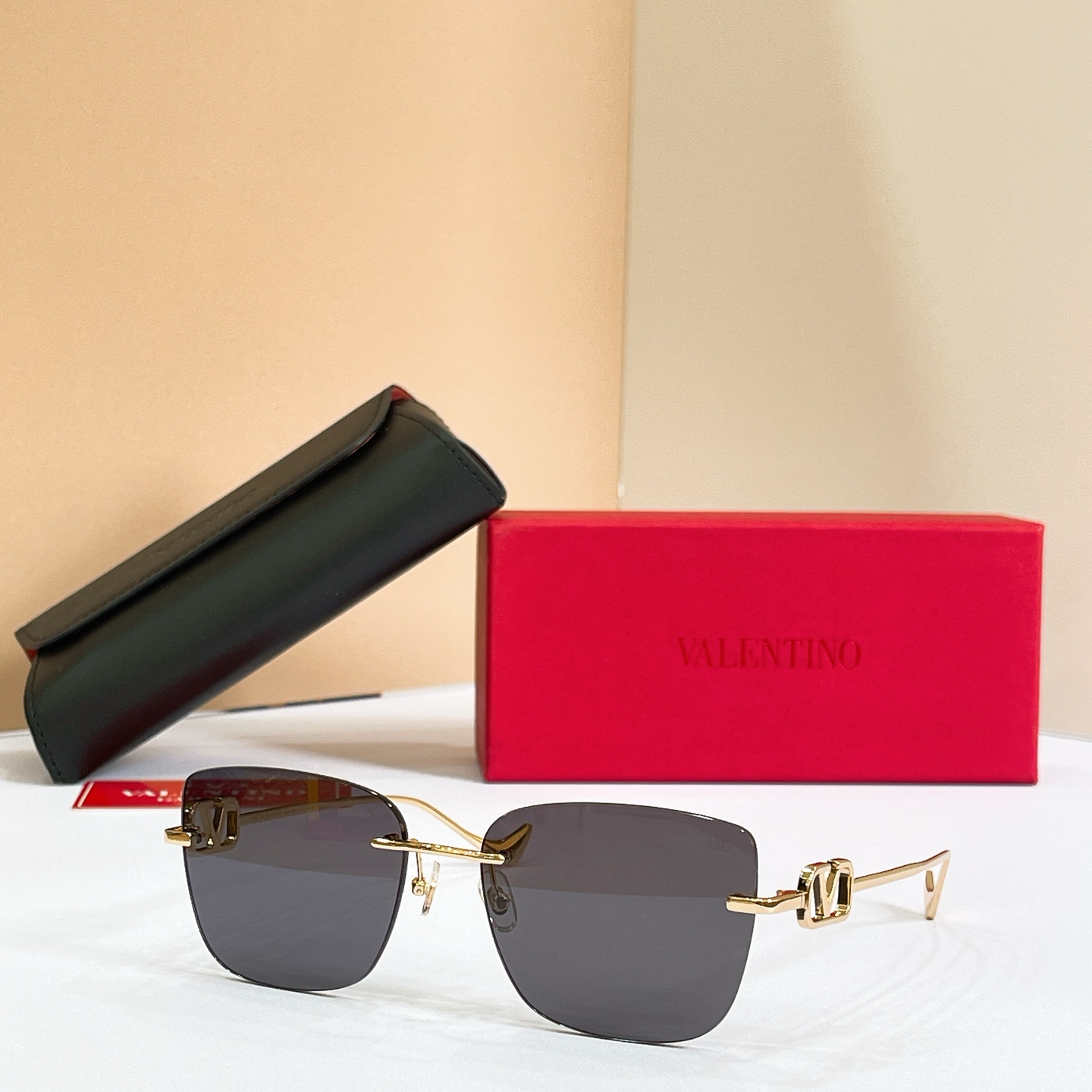 VALENTINO✨✨✨MODEL：VLS-189✨✨✨SIZE：60口18-145✨ ✨