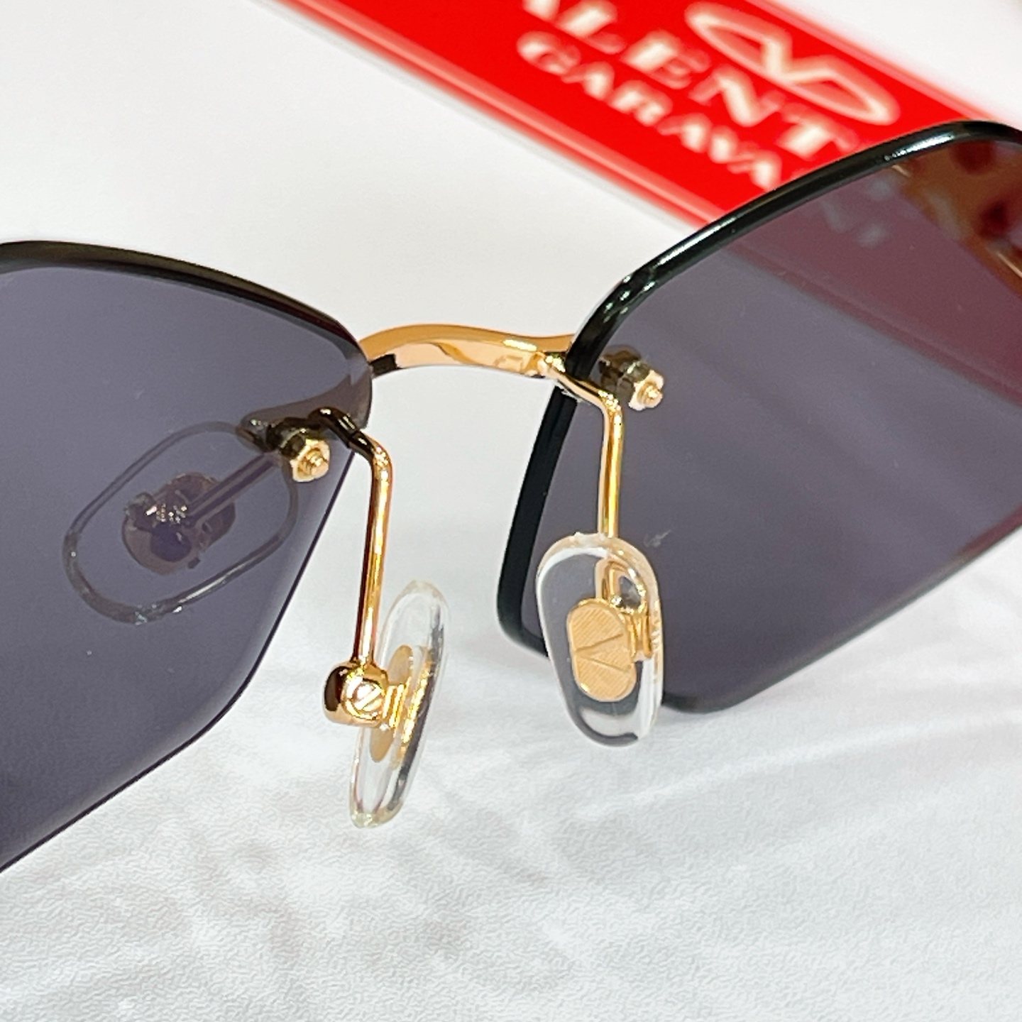 VALENTINO✨✨✨MODEL：VLS-187✨✨✨SIZE：58口18-145✨ ✨