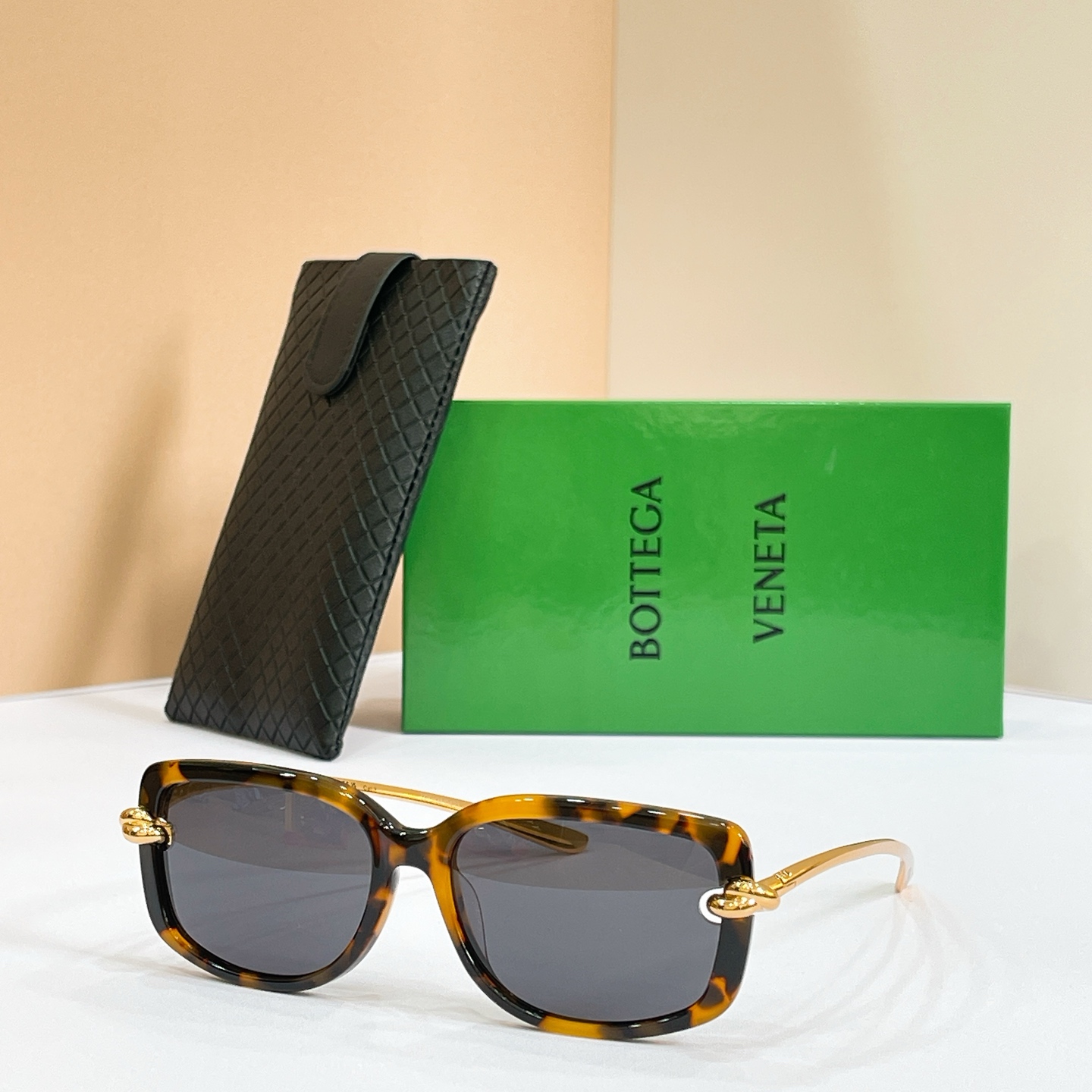 BOTTEGA VENET*🌟🌟🌟MODEL：BV1440S🌟🌟🌟SIZE：55口17-145🌟🌟🌟